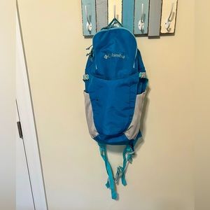 Columbia Unisex Silver Falls 15L Hydration Backpack / Blue / Excellent Condition
